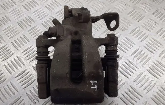 Opel Zafira B Rear brake caliper