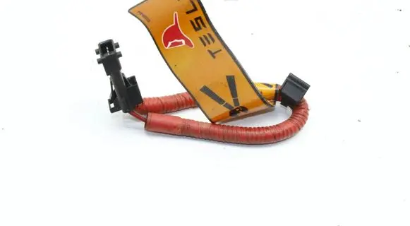 Tesla Model S Battery relay fuse 101558500A