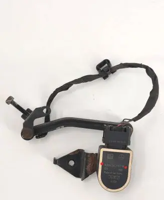 Mercedes-Benz GL X166 Rear air suspension level height sensor A0045429918 A0065405081 140813