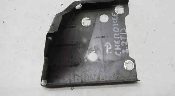 Jeep Cherokee Fender mounting bracket