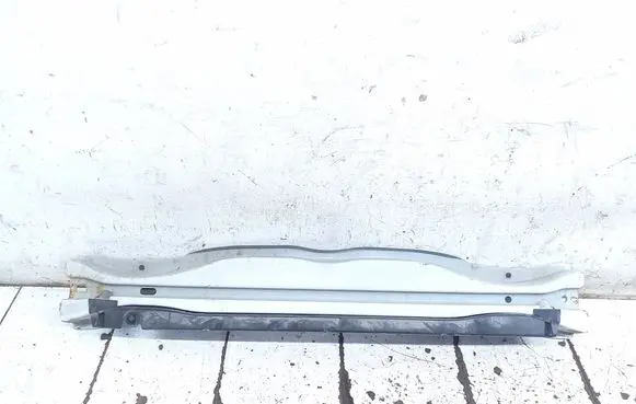 Volvo V70 Front bumper cross member
