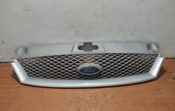 Ford Mondeo Mk III Front grill 1S7X8A100A 1S7X8K180AK