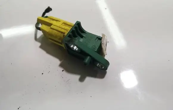 Volkswagen PASSAT B6 Airbag deployment crash/impact sensor 3C0909606