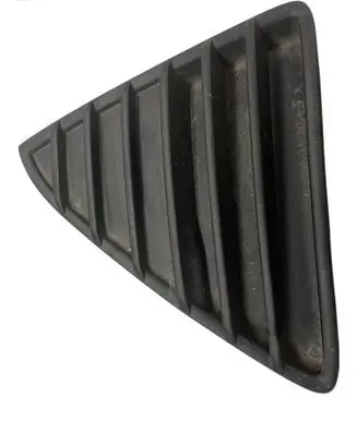 Ford Focus Front bumper lower grill BM5117K946A D2A3A