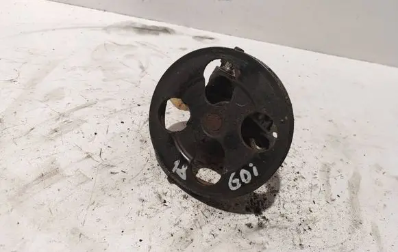 Volvo S40, V40 Power steering pump