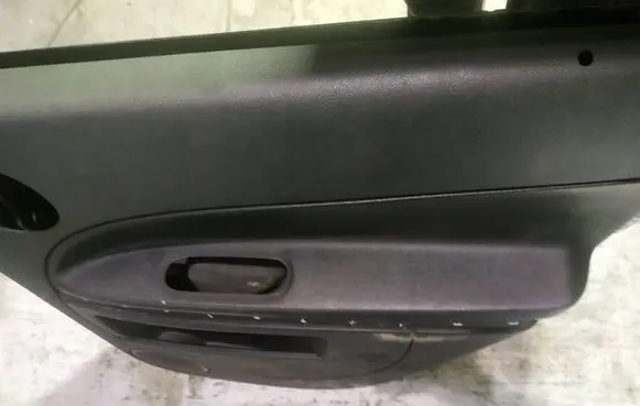 Chevrolet HHR Rear door card panel trim