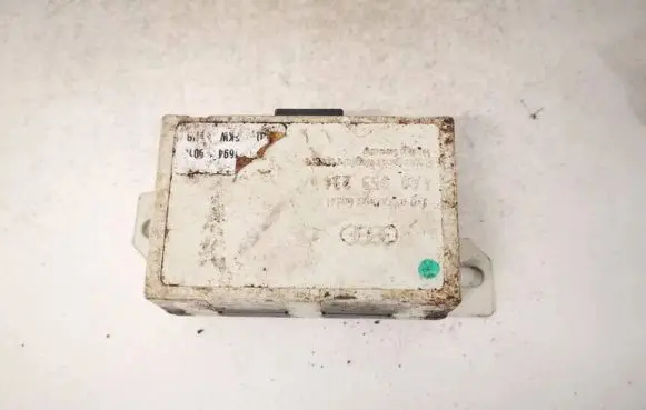 Audi A4 S4 B5 8D Immobilizer control unit/module 4a0953234 7648951809