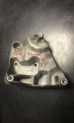BMW X3 E83 A/C compressor mount bracket 7794614