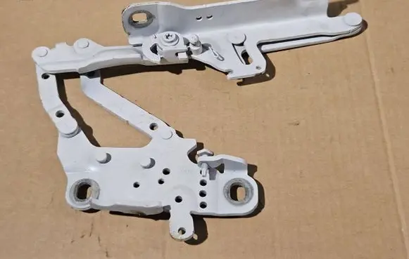BMW 2 F22 F23 Engine bonnet/hood hinges 7239415
