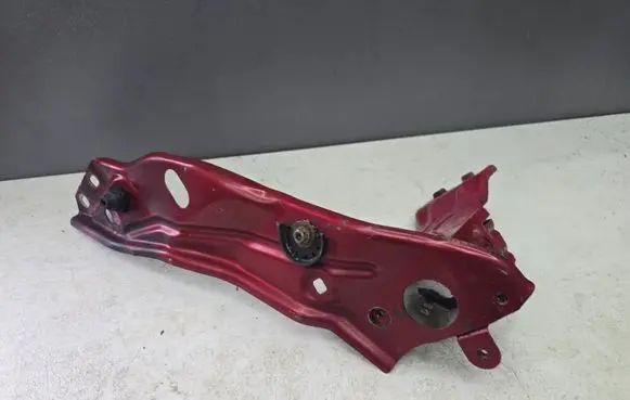 Dacia Sandero III Headlight/headlamp mounting bracket 625131040R