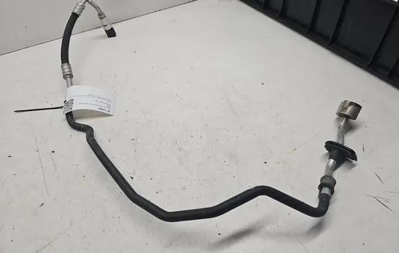 Audi Q7 4L Air conditioning (A/C) pipe/hose 7L6820741D