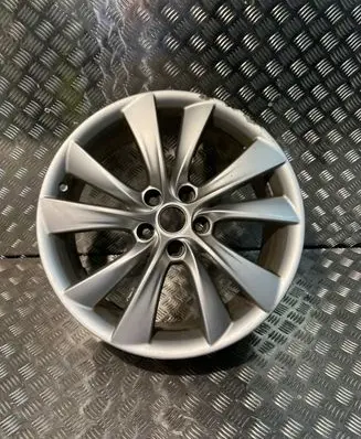R19 alloy rim