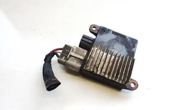 Mazda CX-7 Coolant fan relay 4993003400 499300-3400