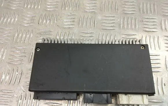 BMW 5 E39 Comfort/convenience module 8352057