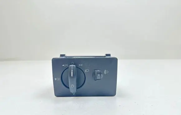 Ford Focus Light switch 7M5T13A024LA