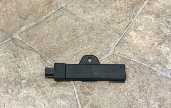BMW 7 F01 F02 F03 F04 Keyless system antenna 9220832