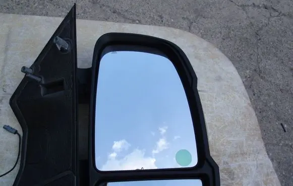 Fiat Ducato Front door electric wing mirror 