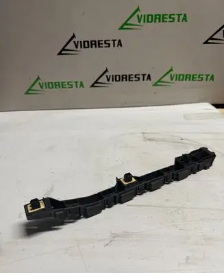 Honda HR-V Rear bumper mounting bracket