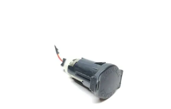 Lexus UX Cigarette lighter 