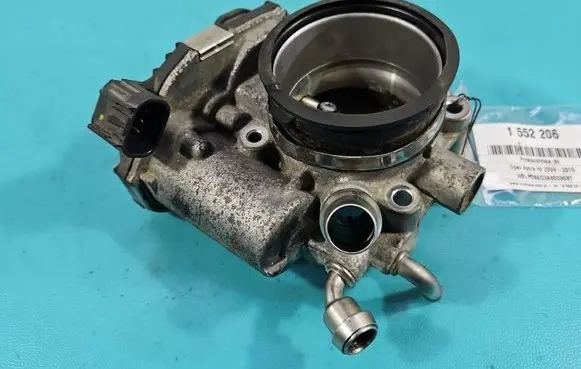 Opel Astra J Throttle body valve 55561495 IMPRK1552206