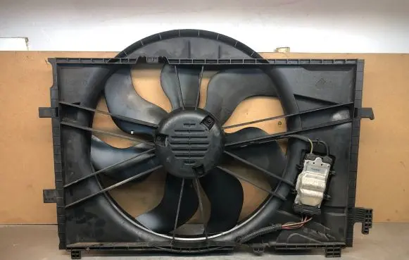 Mercedes-Benz CLC CL203 Electric radiator cooling fan 0130307047 A2305450628