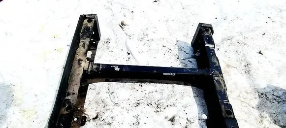 Volkswagen Touran I Driver seat console base 1T0881034