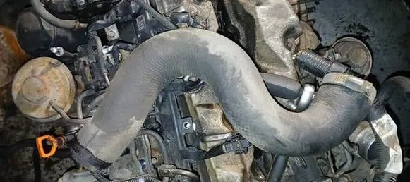 Honda CR-V Intercooler hose/pipe