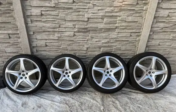 Ferrari 458 R20 alloy rim 