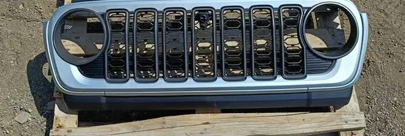 Jeep Wrangler Front grill 7HQ98TRMAA 7HR05TRMAA 7HQ99TRMAA