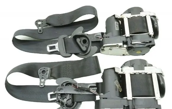 Volkswagen Tiguan Front seatbelt 5NC857705C