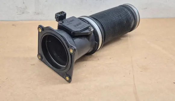 Audi A4 S4 B5 8D Mass air flow meter 078133471C 22779 AFH7008C
