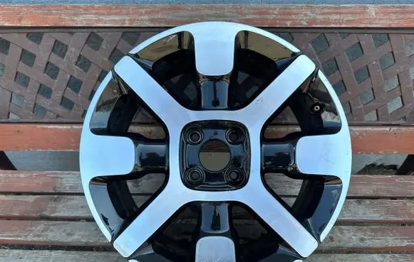 Citroen C4 Cactus R17 alloy rim 