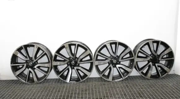 Nissan Qashqai R12 alloy rim 