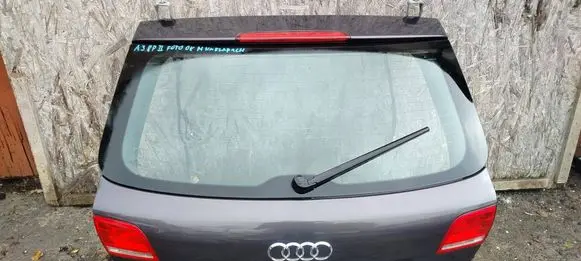 Tailgate/trunk/boot lid