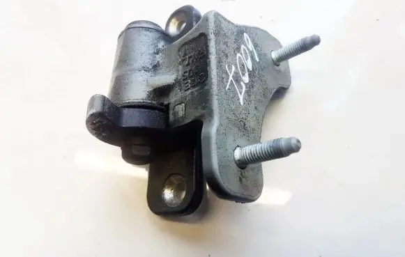 Mercedes-Benz C AMG W204 Rear door lower hinge A047058 ISE1005