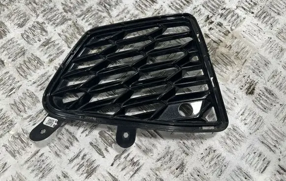 Chevrolet Corvette C8 Quarter panel pressure vent 84740364
