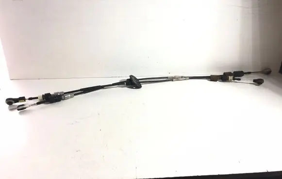 Volvo V70 Gear shift cable linkage 31272233