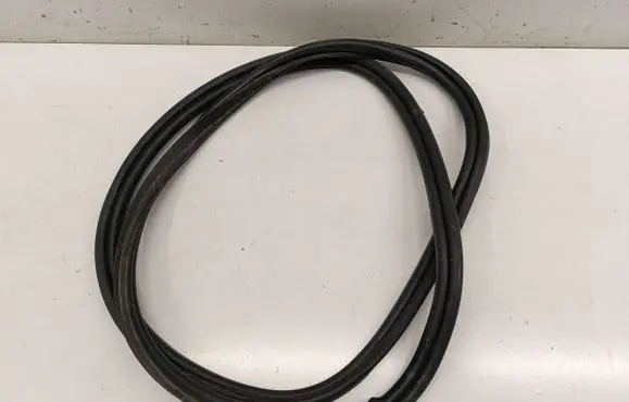 BMW 2 F44 Trunk rubber seal (body) 