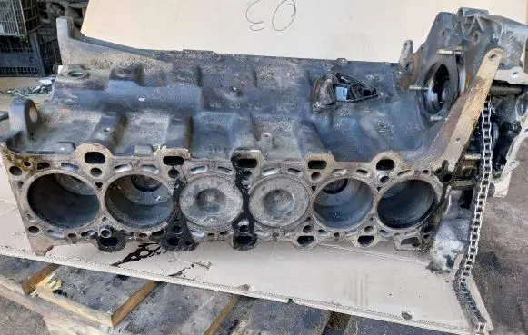 BMW 3 E46 Engine block 224564407 281091547 306D1
