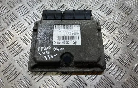 Skoda Fabia Mk1 (6Y) Engine control unit/module 6160131301 5D33B5DCG 036906034KE