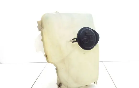 Toyota Corolla E110 Windshield washer fluid reservoir/tank 060351618