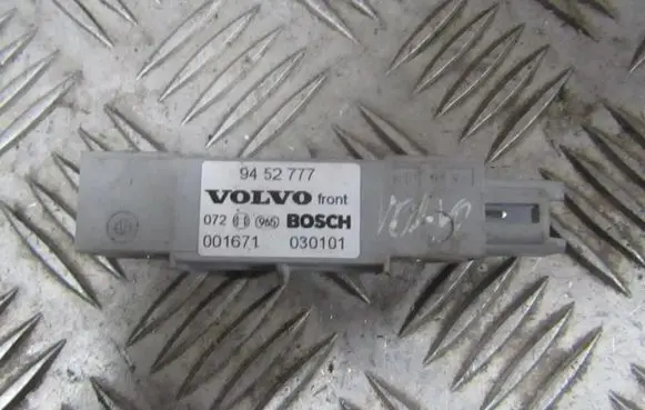 Volvo S60 Airbag deployment crash/impact sensor 9452777