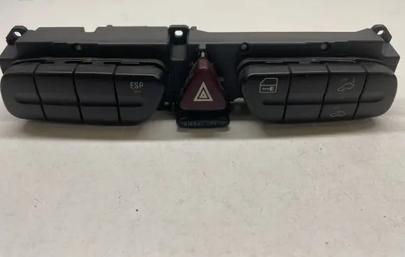 Mercedes-Benz C W203 Hazard light switch 2038217858 A2038217858