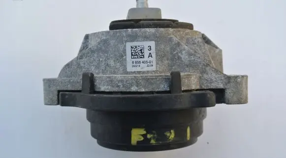 BMW 1 F20 F21 Engine mount bracket 6856405