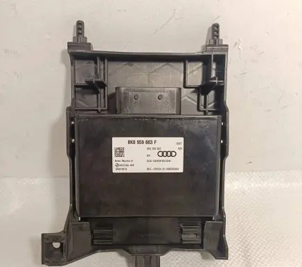 Audi A1 Voltage converter/converter module 8K0959663F 8K0959663 120012874