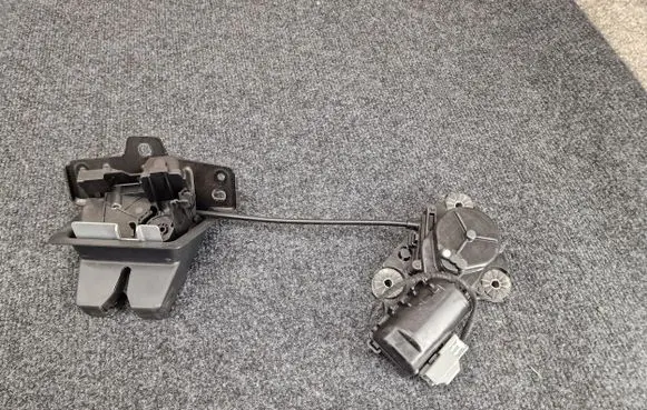 Volvo XC90 Tailgate/trunk/boot lock/catch/latch 31484699