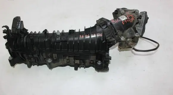 BMW 5 F10 F11 Intake manifold 7807991 8506406 8514771