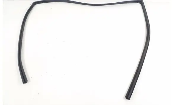 Toyota Prius+ (ZVW40) Other front door trim element 68151-47040
