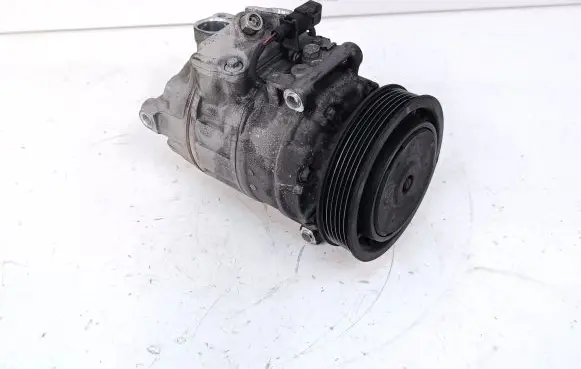 Audi Q7 4L Air conditioning (A/C) compressor (pump) 4E0260805AR 4471501883