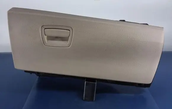 BMW 7 F01 F02 F03 F04 Glove box 9143941